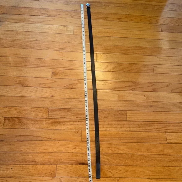 Kate Spade Black Leather Belt with Silver Spade Buckle - Picture 7 of 9